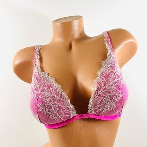 32D Victoria’s Secret Push Up Bra